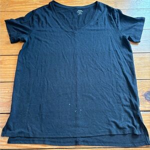 (622) *OLD NAVY BLACK SHIRT*
